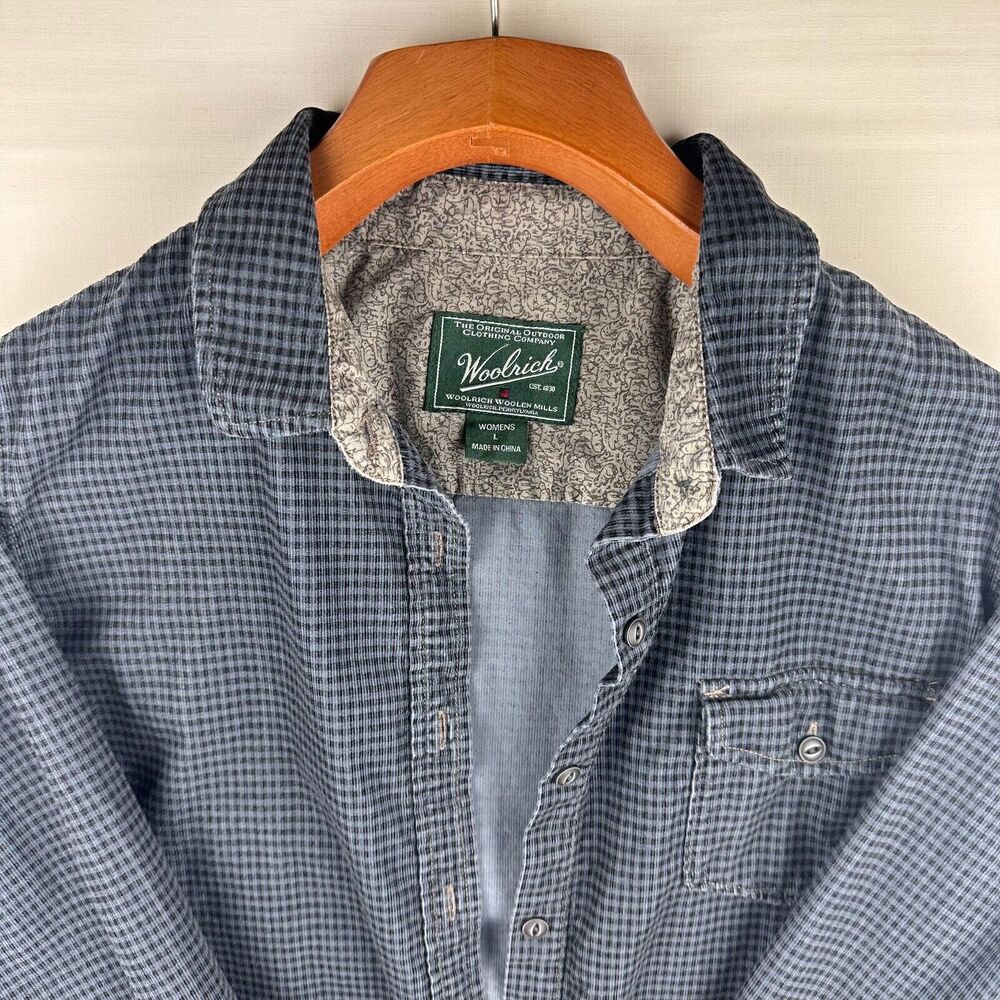 Vintage Woolrich Long Sleeve Flannel Jacket Striped Womens Size Large Button Up